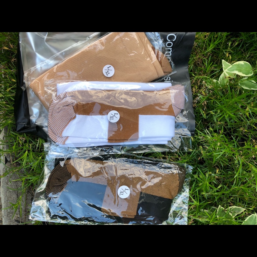 Sz L/XL Compression socks.